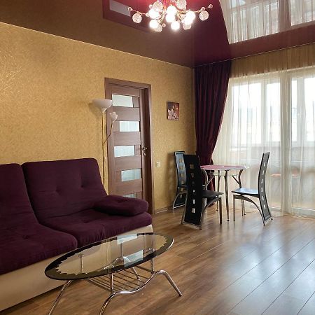 New Apartments With Panoramic Views On Avenue Nauky Kharkiv Eksteriør bilde