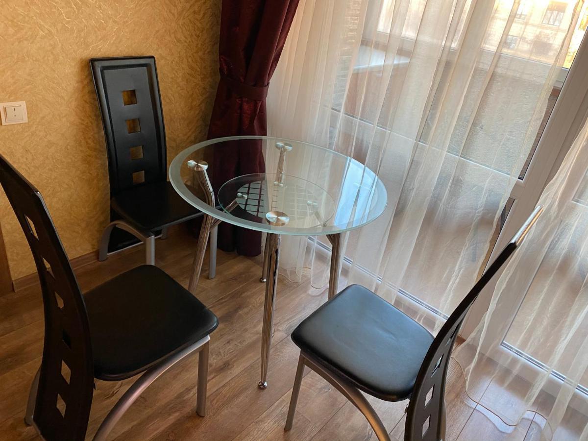 New Apartments With Panoramic Views On Avenue Nauky Kharkiv Eksteriør bilde