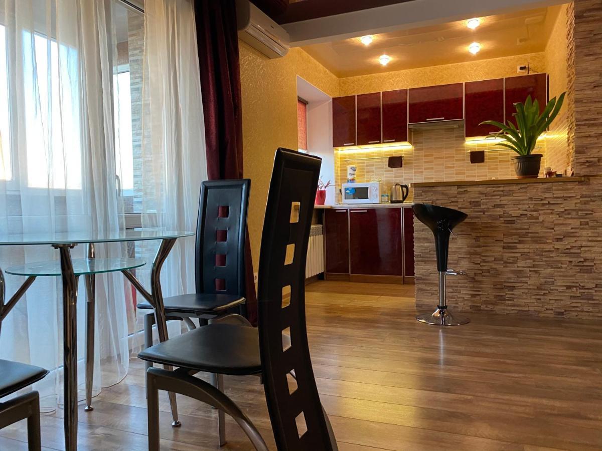New Apartments With Panoramic Views On Avenue Nauky Kharkiv Eksteriør bilde