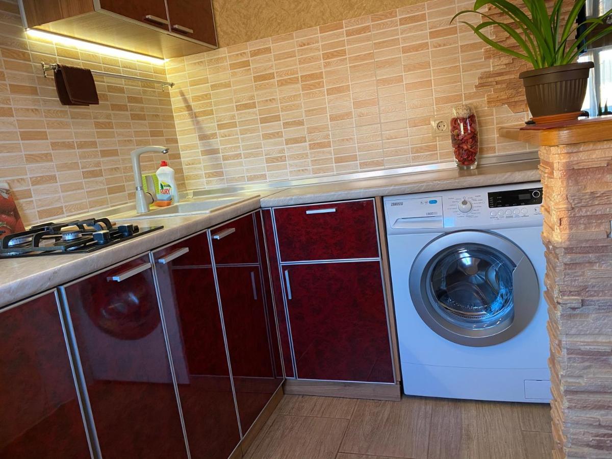 New Apartments With Panoramic Views On Avenue Nauky Kharkiv Eksteriør bilde