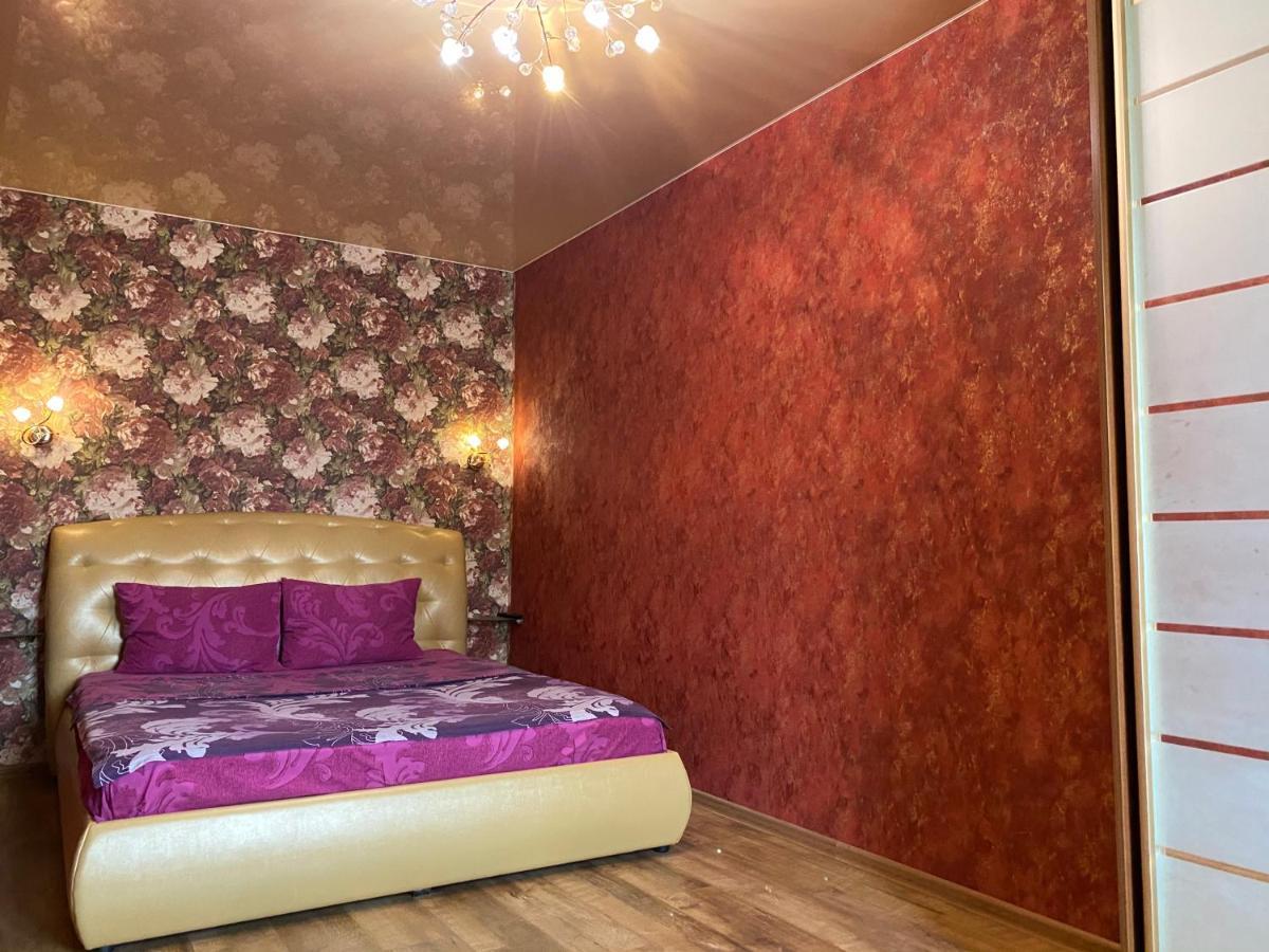 New Apartments With Panoramic Views On Avenue Nauky Kharkiv Eksteriør bilde