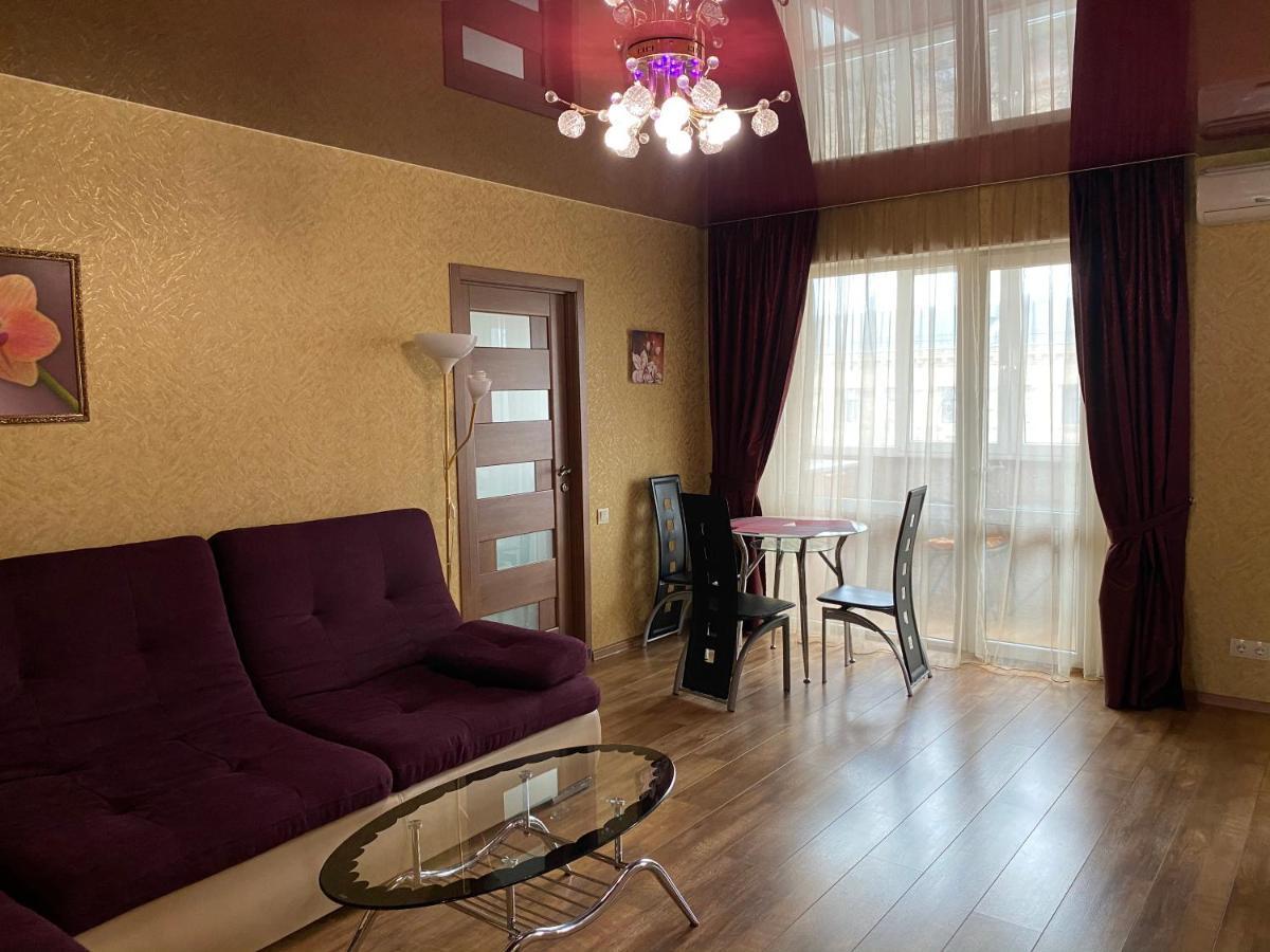 New Apartments With Panoramic Views On Avenue Nauky Kharkiv Eksteriør bilde