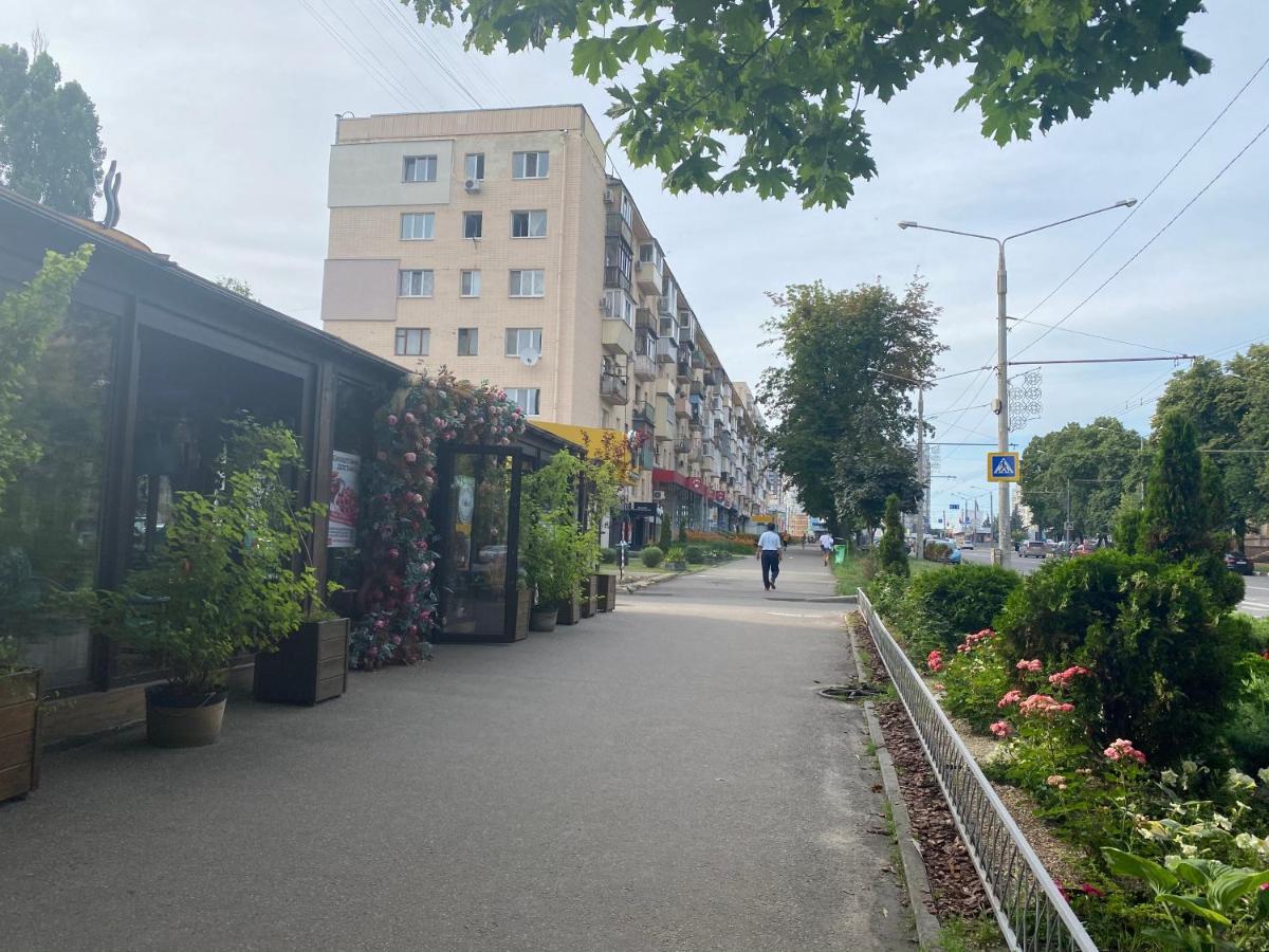 New Apartments With Panoramic Views On Avenue Nauky Kharkiv Eksteriør bilde