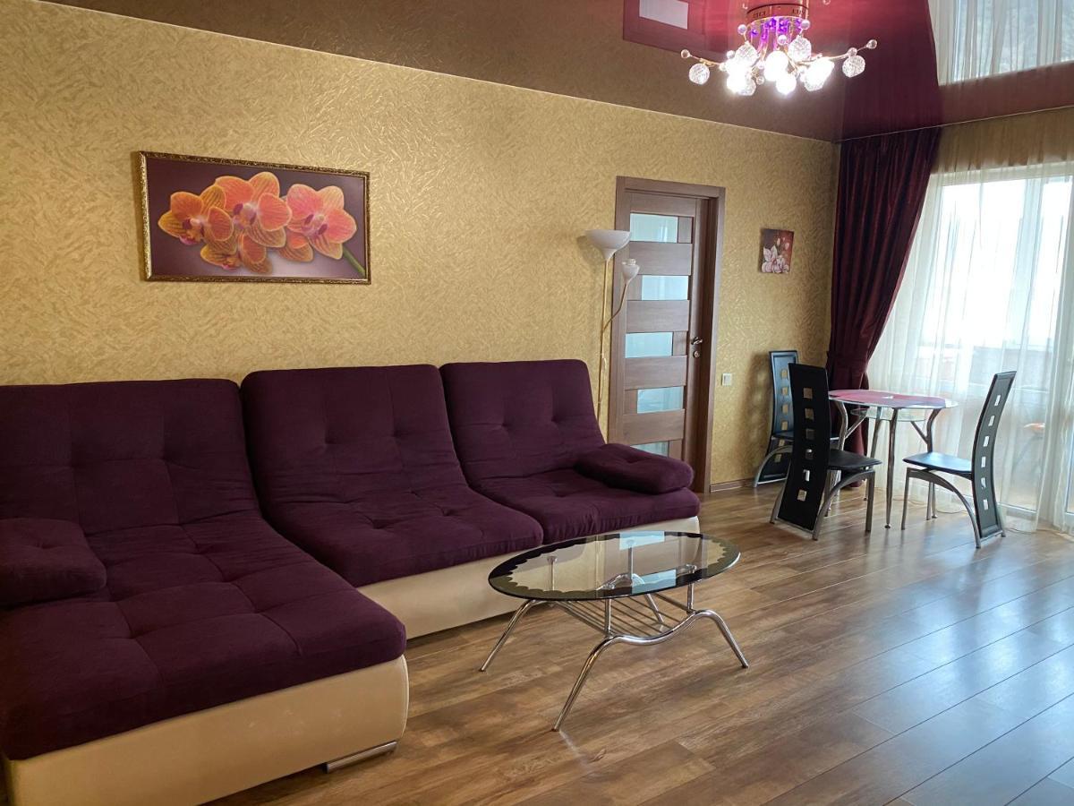 New Apartments With Panoramic Views On Avenue Nauky Kharkiv Eksteriør bilde